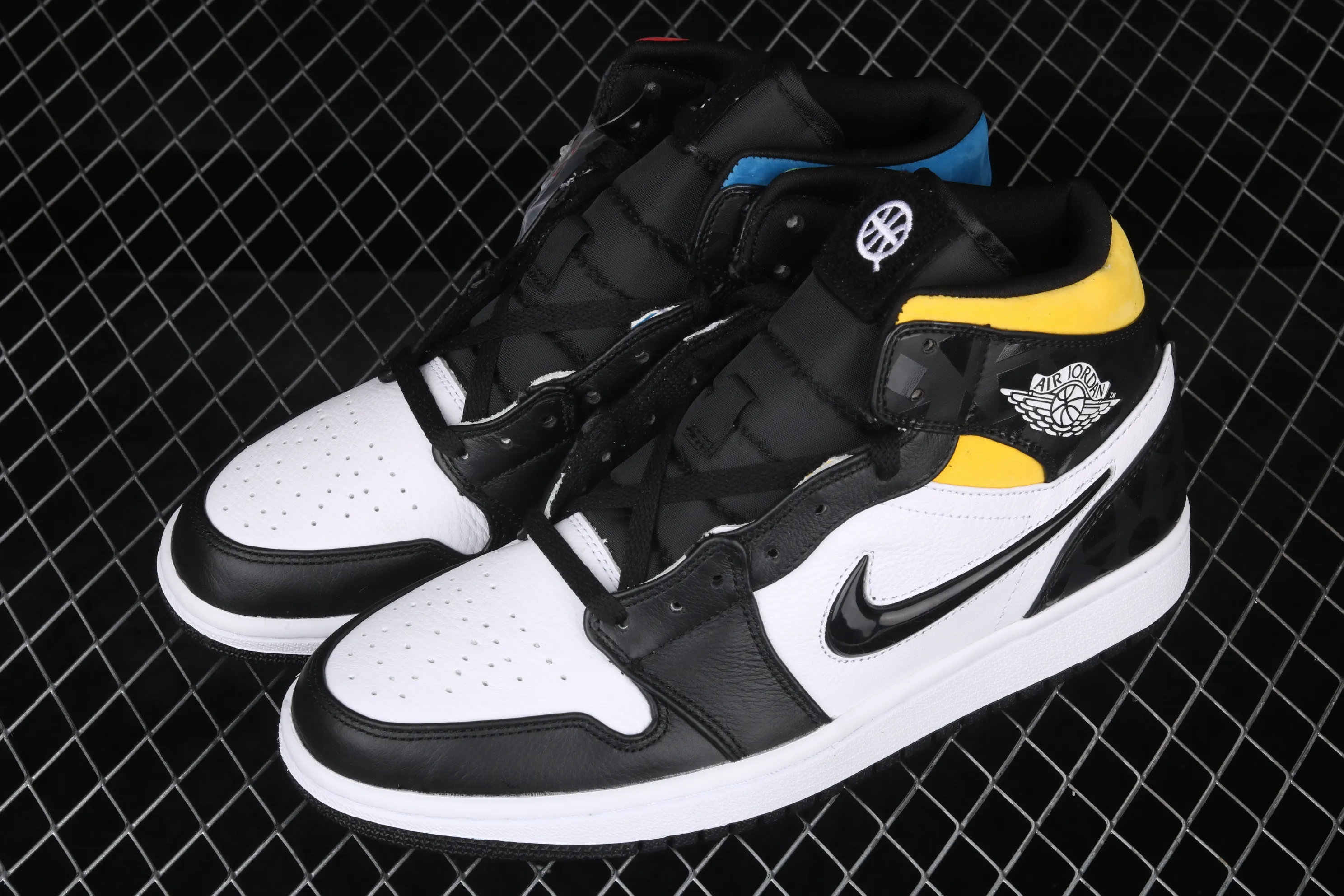 All categories Air Jordan Jordan series basketball shoes Air Jordan 1 Mid Air Jordan 1 Quai 54 Mid (2019) AJ1 Joe 1 China series French streetball four-color mandarin duck CJ9219-001